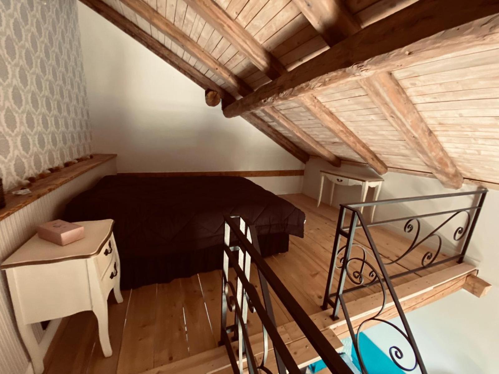 L'Instant Present Apartment Echallon Exterior photo