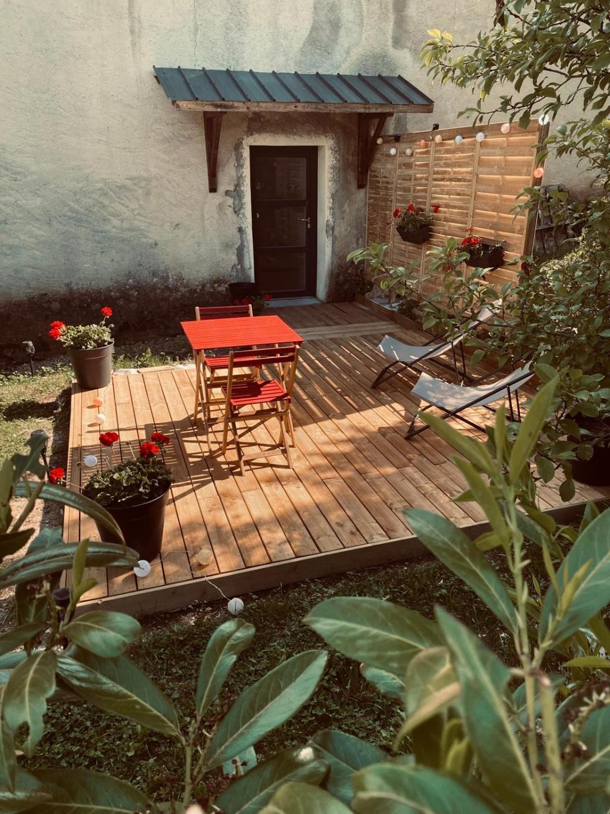 L'Instant Present Apartment Echallon Exterior photo
